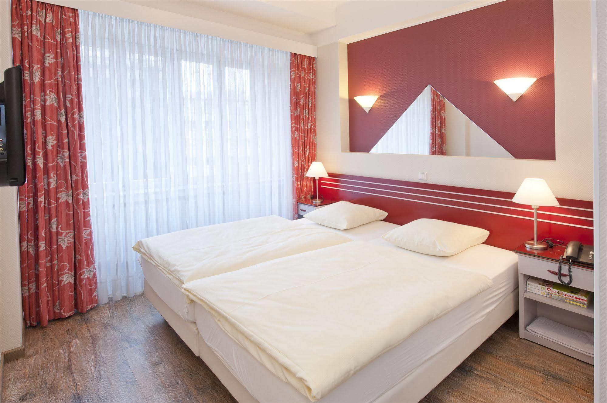 City Hotel 3* Luxemburg